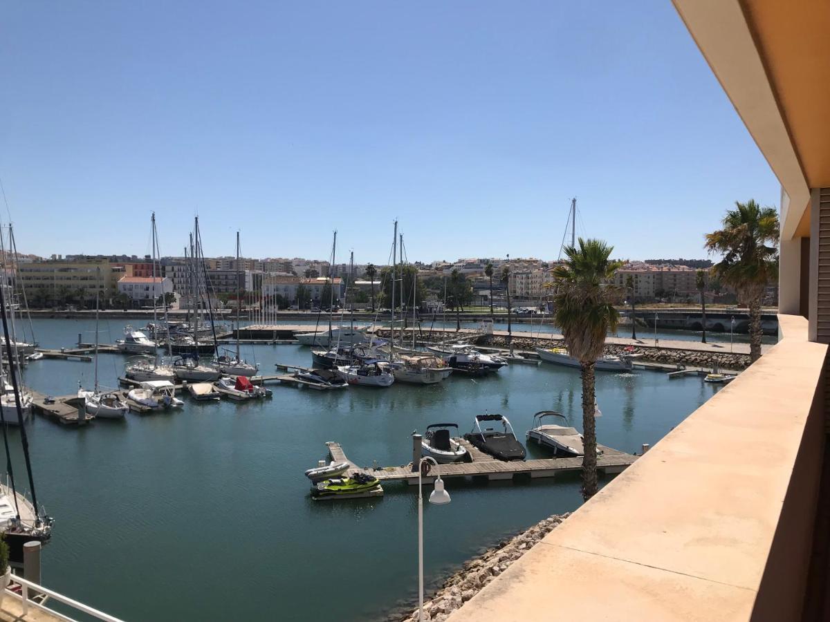 Marina Starboard Apartment, ラゴス エクステリア 写真
